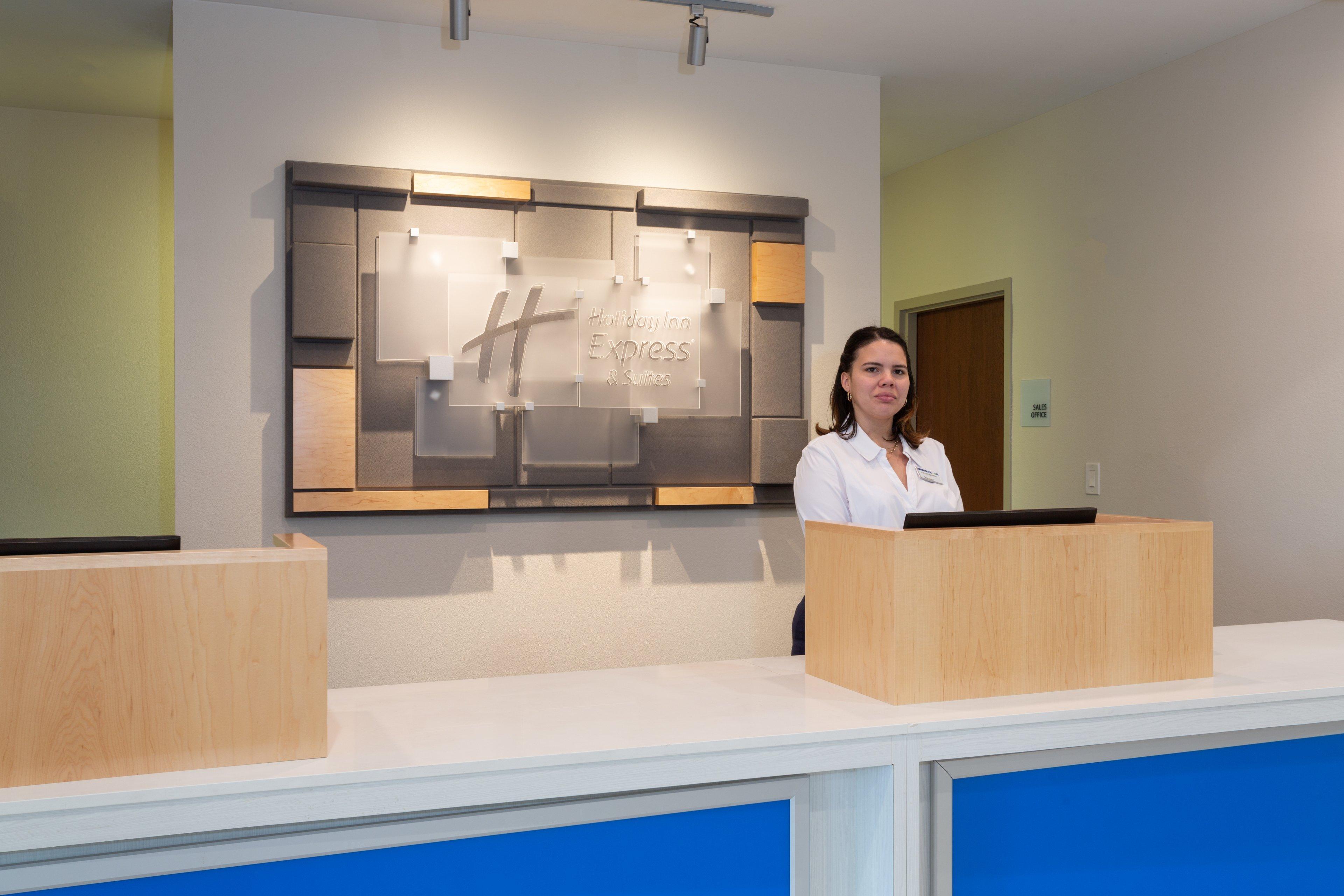 Holiday Inn Express Hotel & Suites Tampa-Fairgrounds-Casino By Ihg Εξωτερικό φωτογραφία