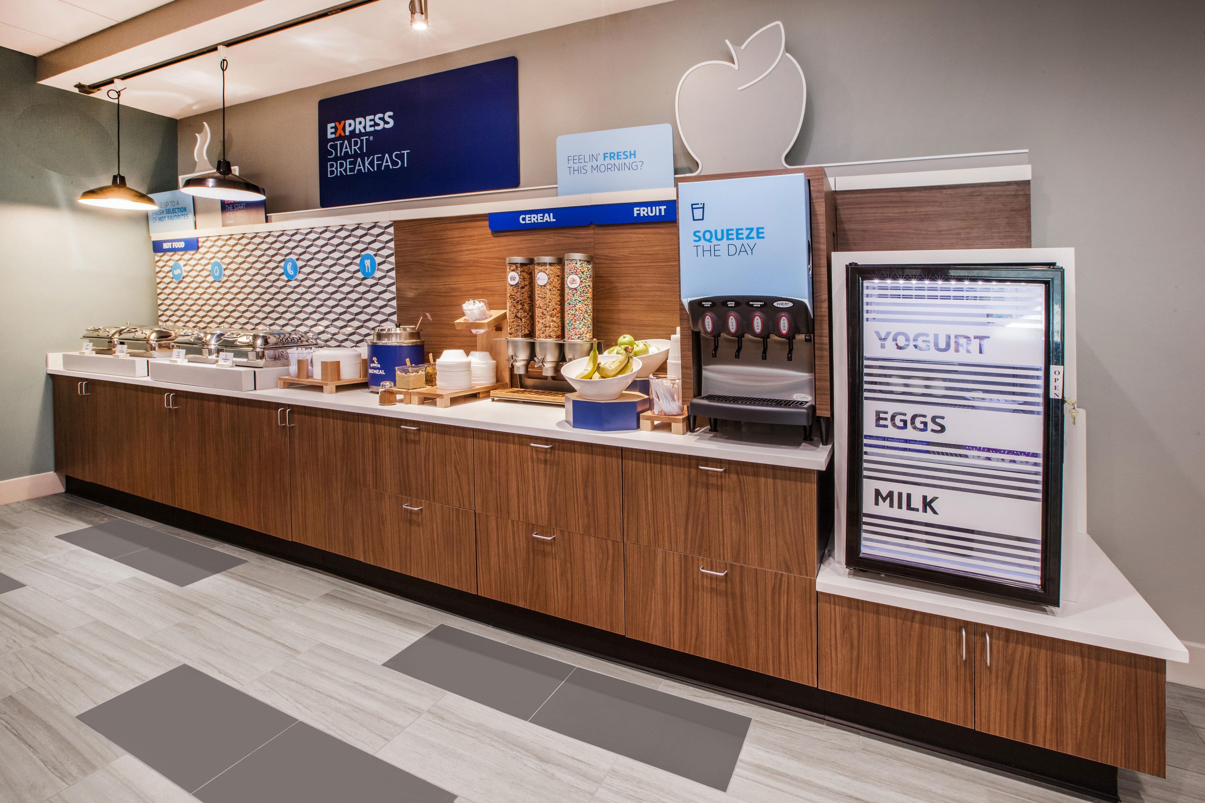 Holiday Inn Express Hotel & Suites Tampa-Fairgrounds-Casino By Ihg Εξωτερικό φωτογραφία
