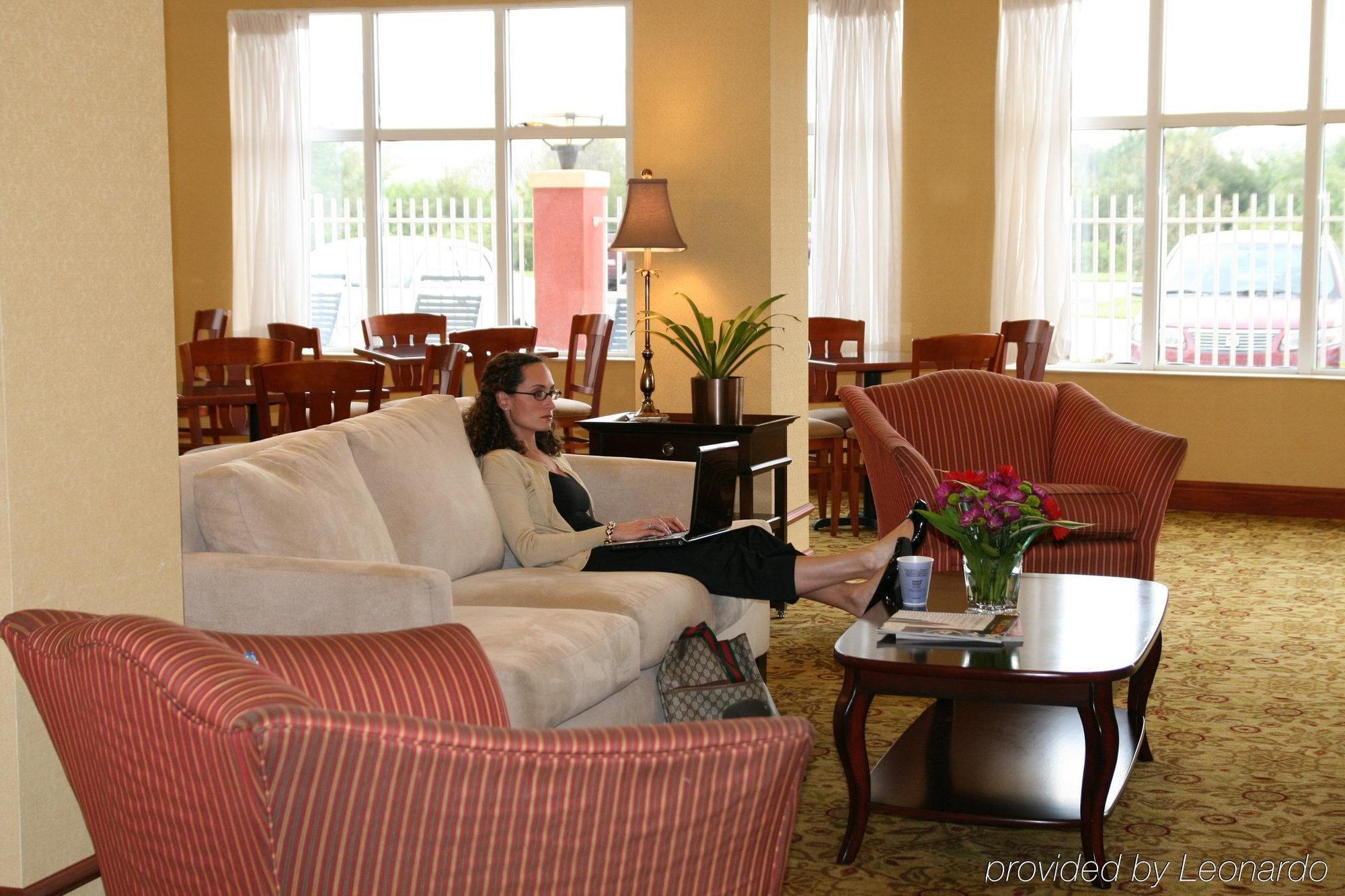 Holiday Inn Express Hotel & Suites Tampa-Fairgrounds-Casino By Ihg Εσωτερικό φωτογραφία